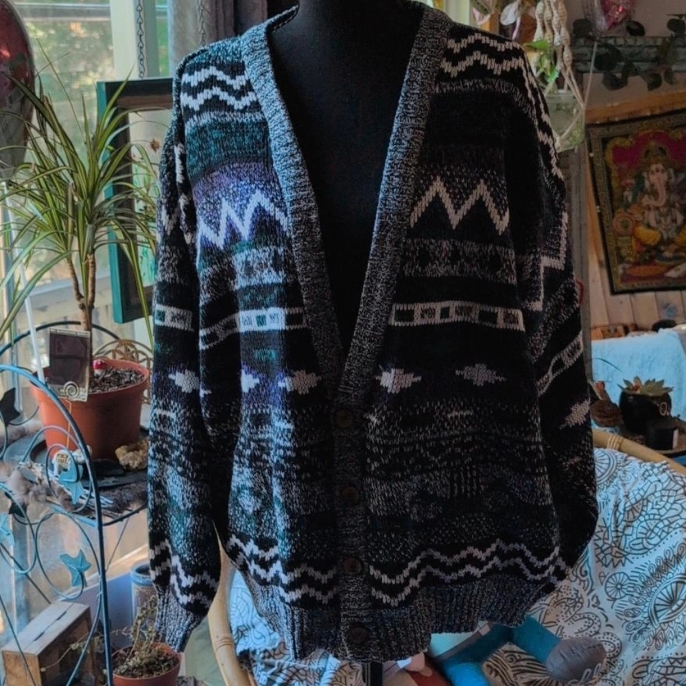 90s VTG Expressions Black and Gray Geometric Cardigan